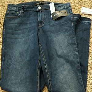 Prosperity Jeans NWT SIZE 31 Womens